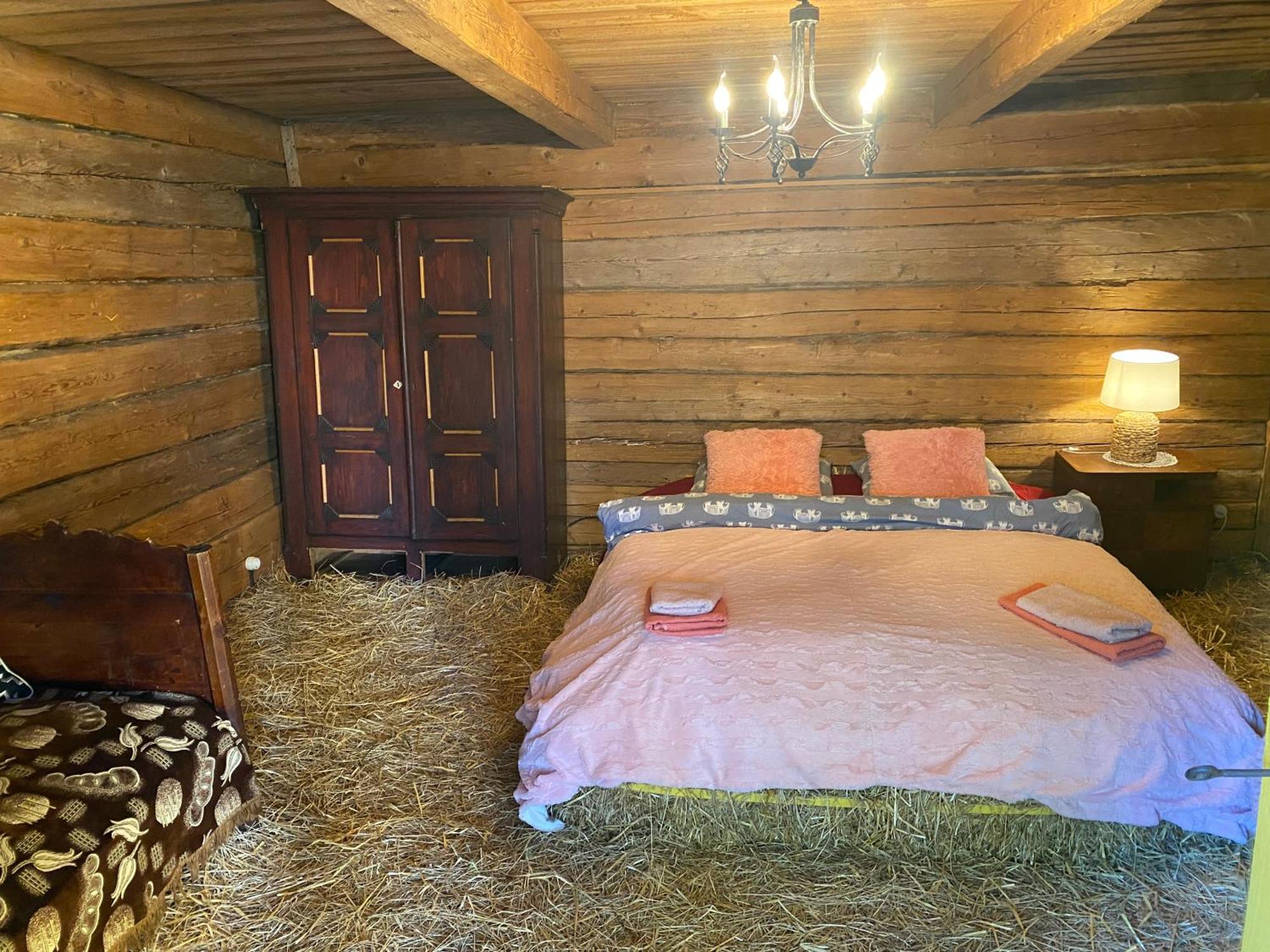 Villa Gaismas Klets à Upmalciems Extérieur photo